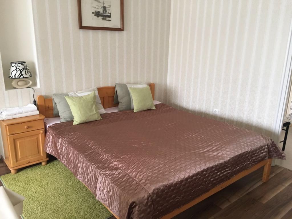 Oazis Apartmanhaz Hajduszoboszlo Room photo